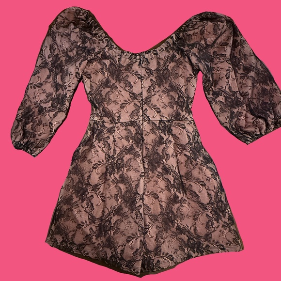 NWT Vixen Lace Vacation Playsuit - Picture 3 of 6